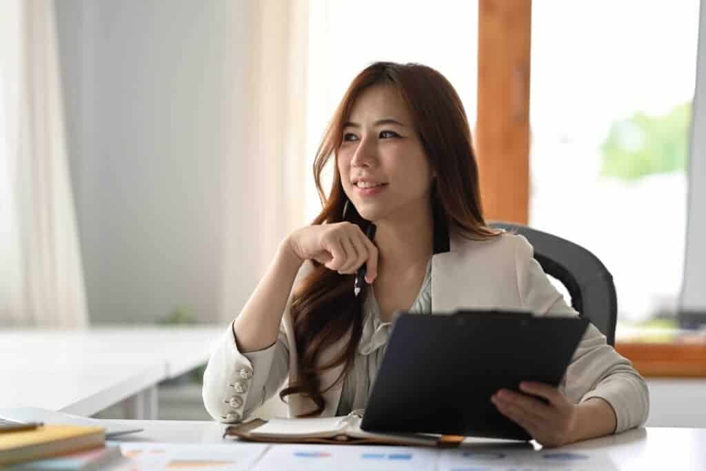 How to Think Like a Client to Maximize Sales Success